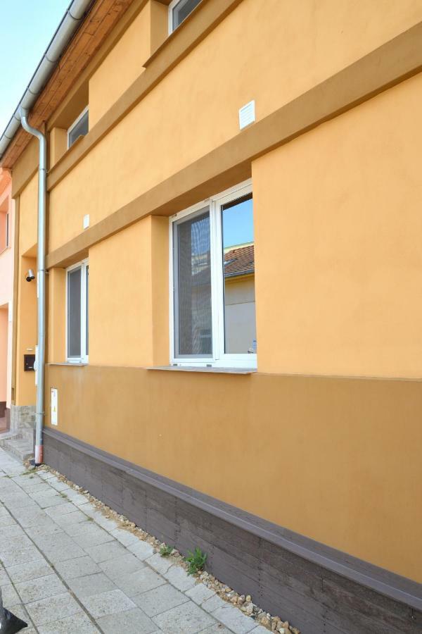 Breclav Centrum Luaran gambar